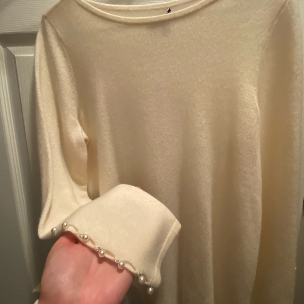 Cashmere sweater
